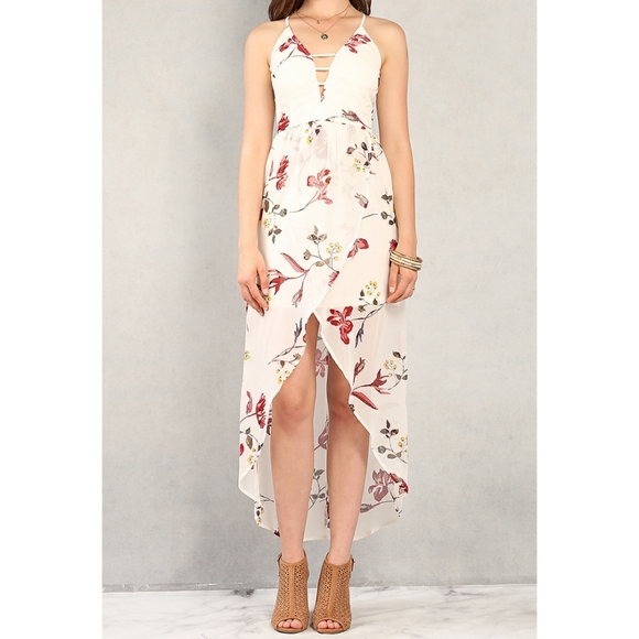 Papaya Dresses & Skirts - Papaya white floral High-Low Summer Dress